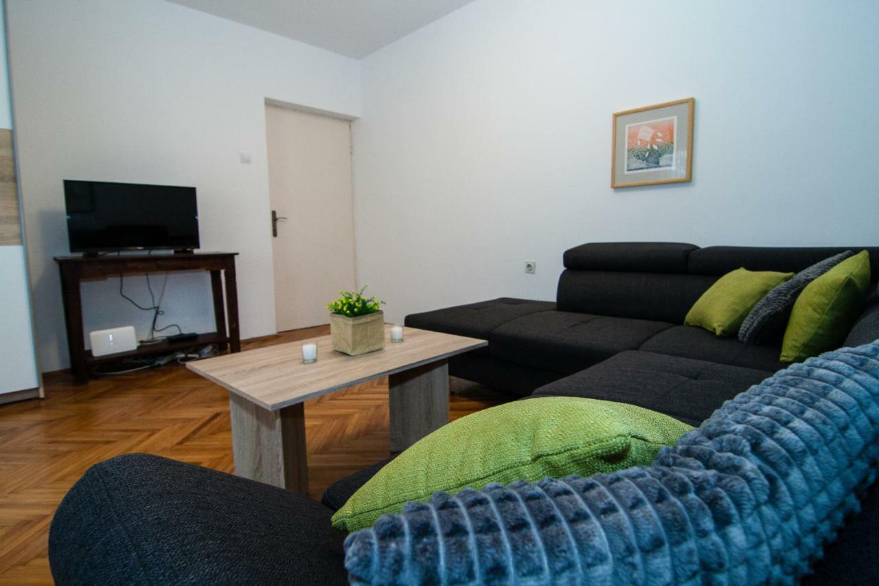 New Renovated Apartment 15 Min From Beach On Foot Pula Exterior foto