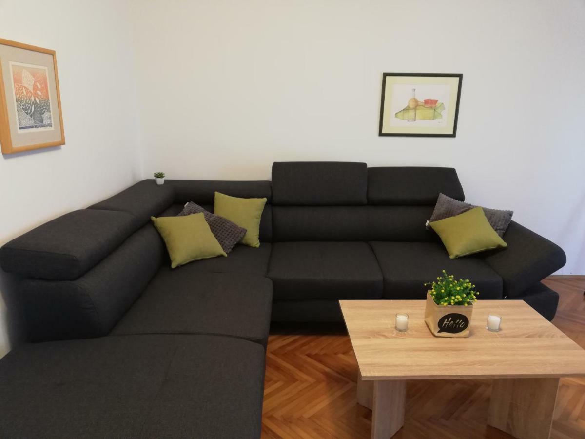New Renovated Apartment 15 Min From Beach On Foot Pula Exterior foto