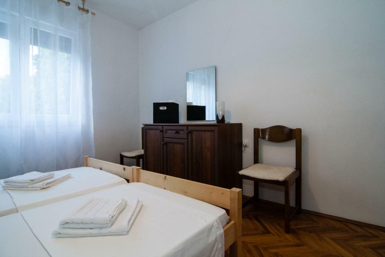 New Renovated Apartment 15 Min From Beach On Foot Pula Exterior foto
